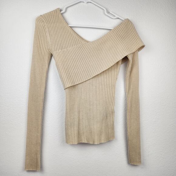 Lovers and Friends Booker Sweater Cream Long Sleeve Off The Shoulder Size XS - Picture 2 of 10